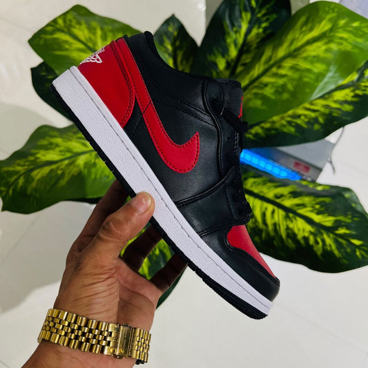 Shoes nike air jordan 1 low black red