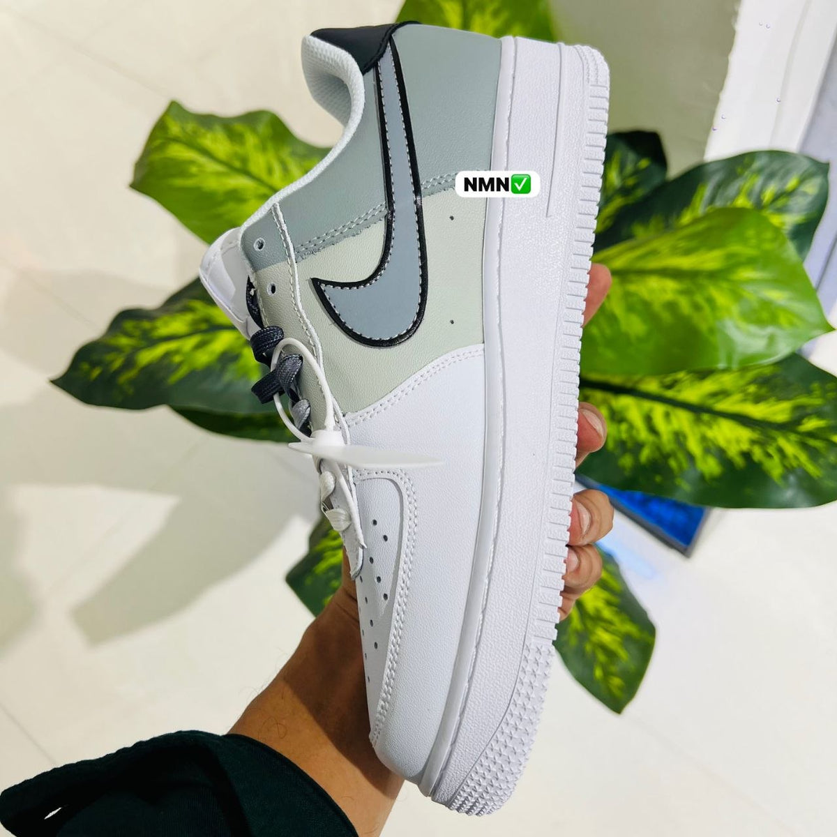 Shoes nike airforce 1 white layers of grey