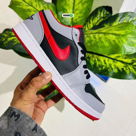 Shoes nike air jordan 1 low grey black red