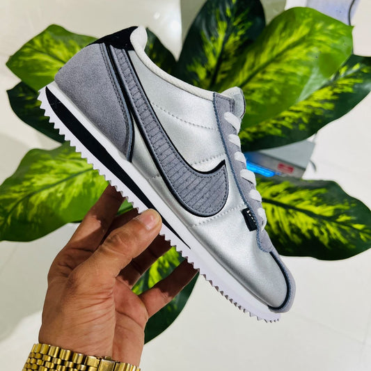 Shoes nike cortez grey black