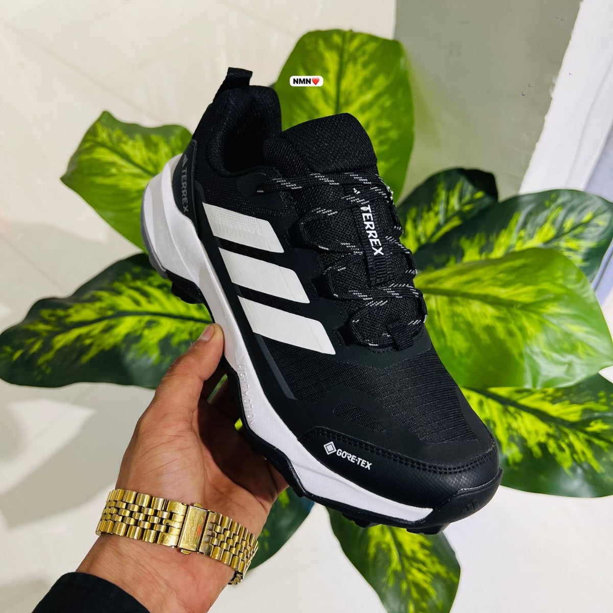Shoes Adidas black white1