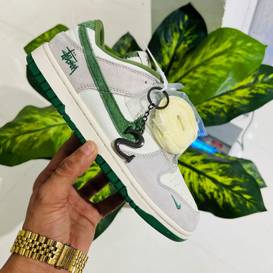 Shoes nike sb dunk grey green