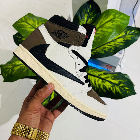 Shoes nike air jordan 1 high x travis scott brown british white