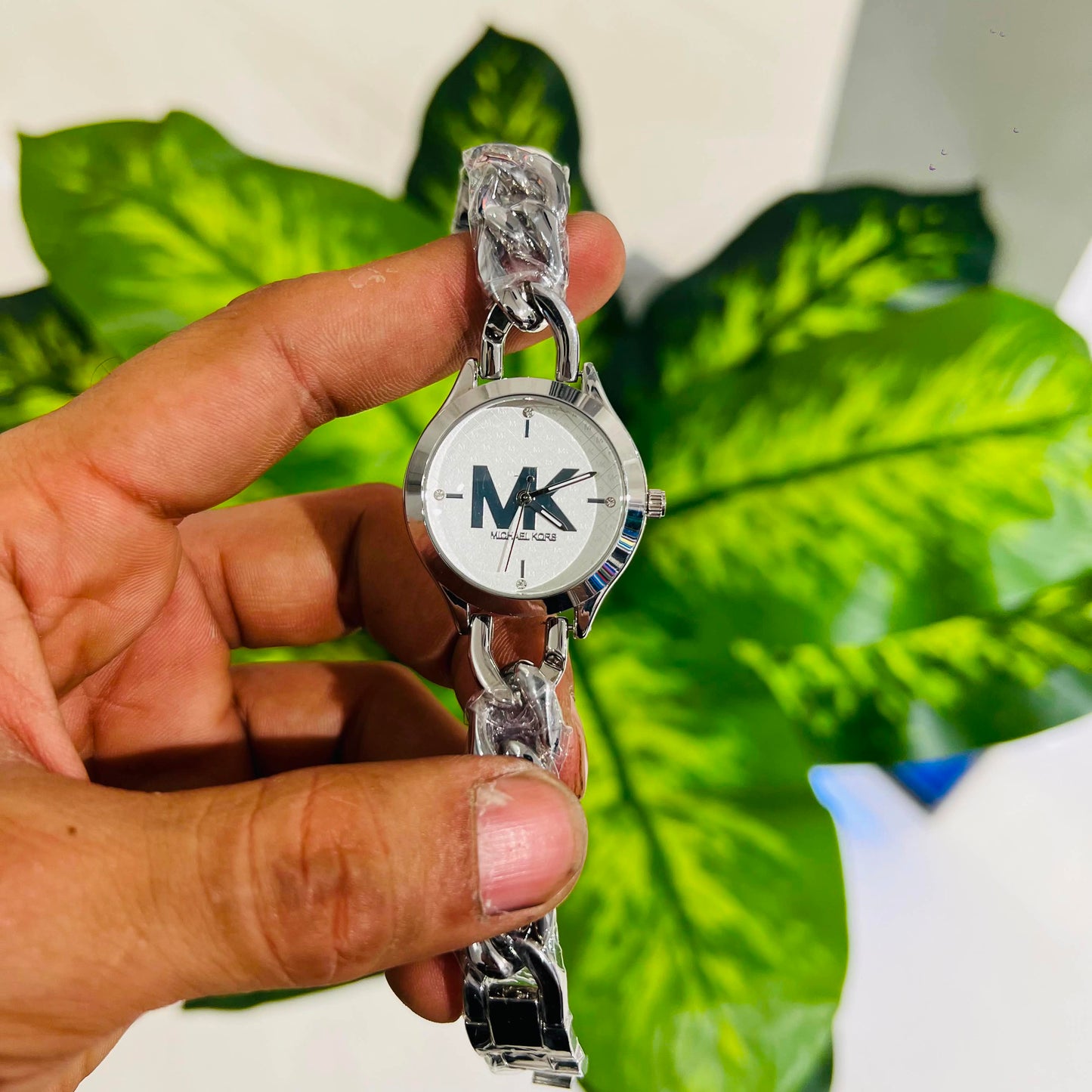 Girls watch mk silver