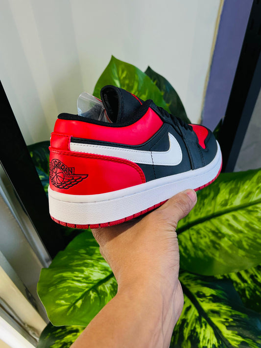 Shoes nike air jordan 1 low red black