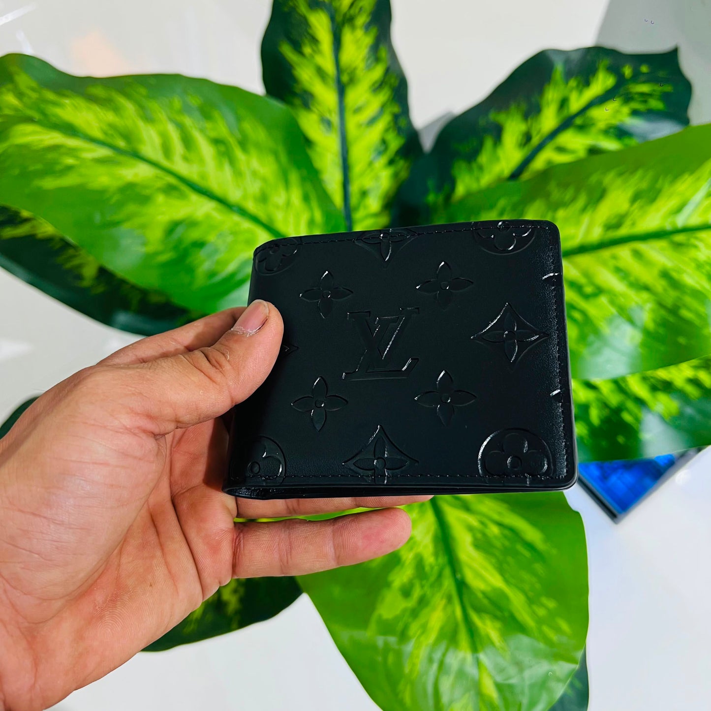 Wallet lv black debossed black premium