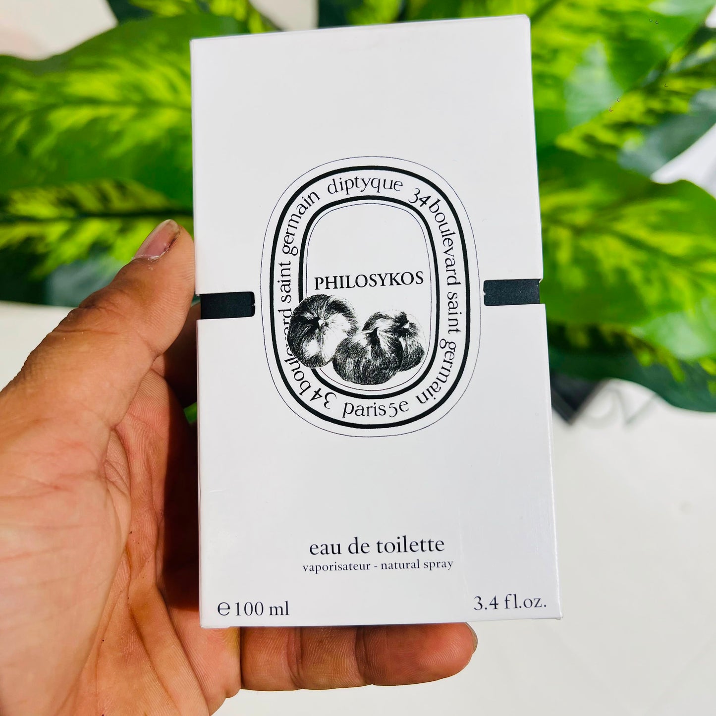 Perfume diptyque