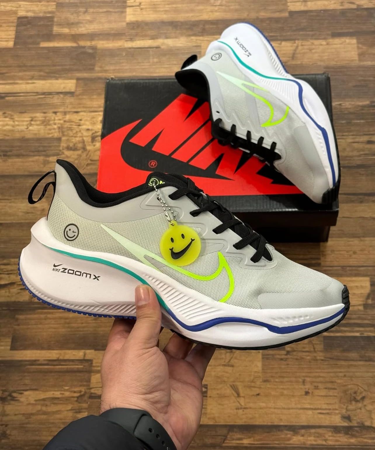 Shoes nike zoom x smiley running grey