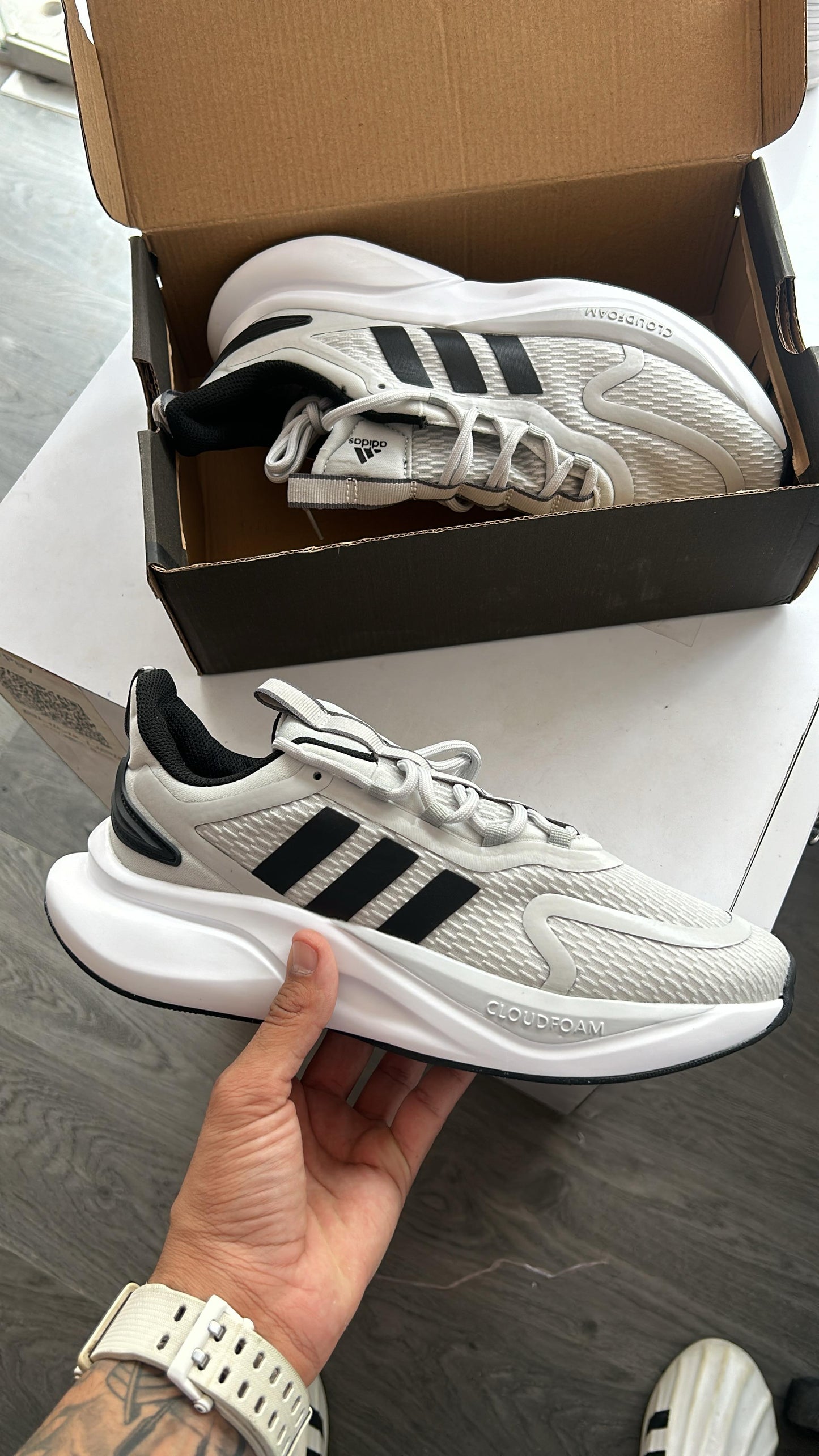 Shoes adidas cloud foam bounce 23 grey