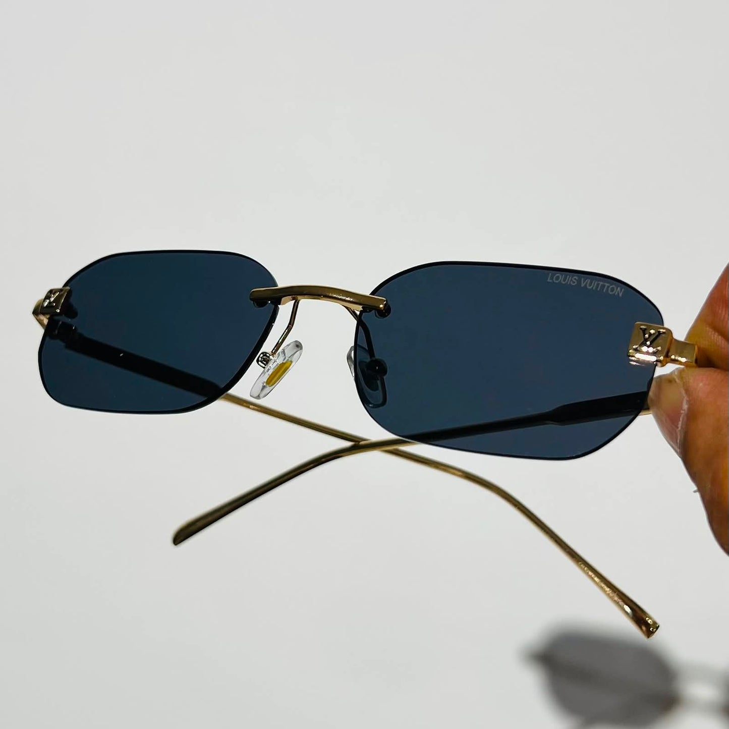Shades lv frameless black