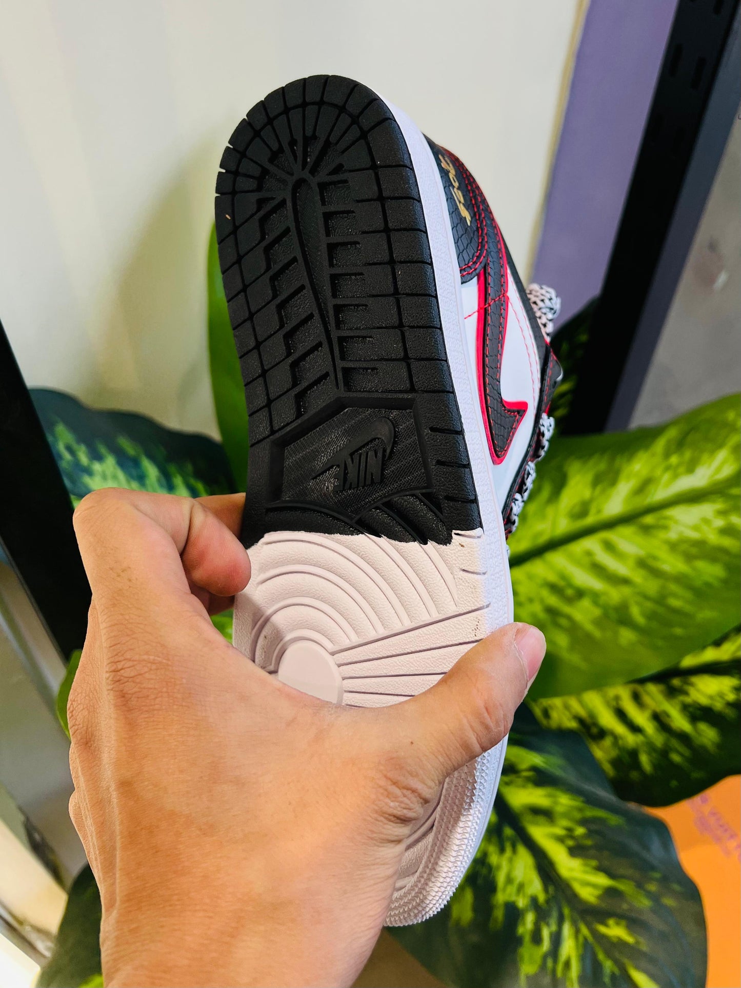 Shoes nike air jordan 2025 low black red white