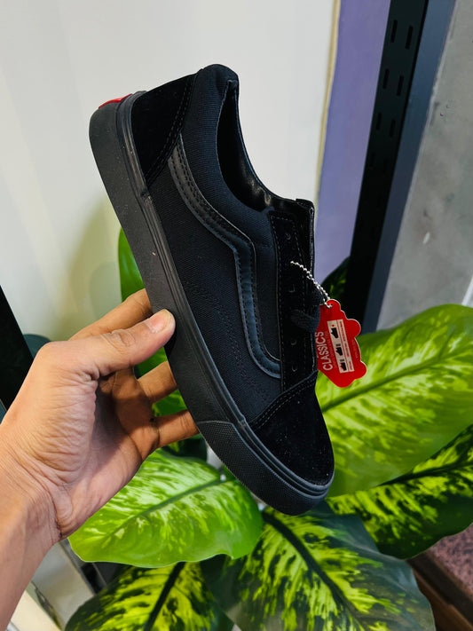 Shoes vans off the wall old skool