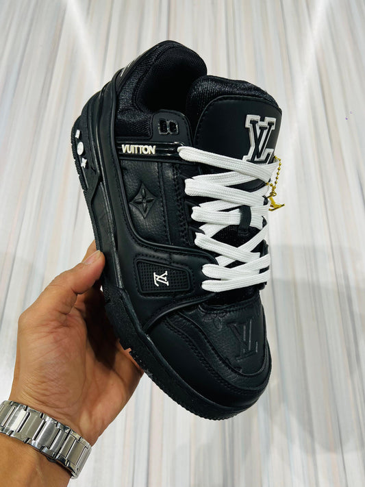 Shoes lv trainer
