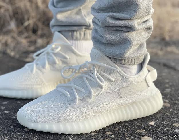 Shoes adidas yeezy full white