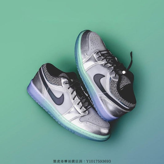 Shoes nike air jordan 1 low grey mettalic silver grey