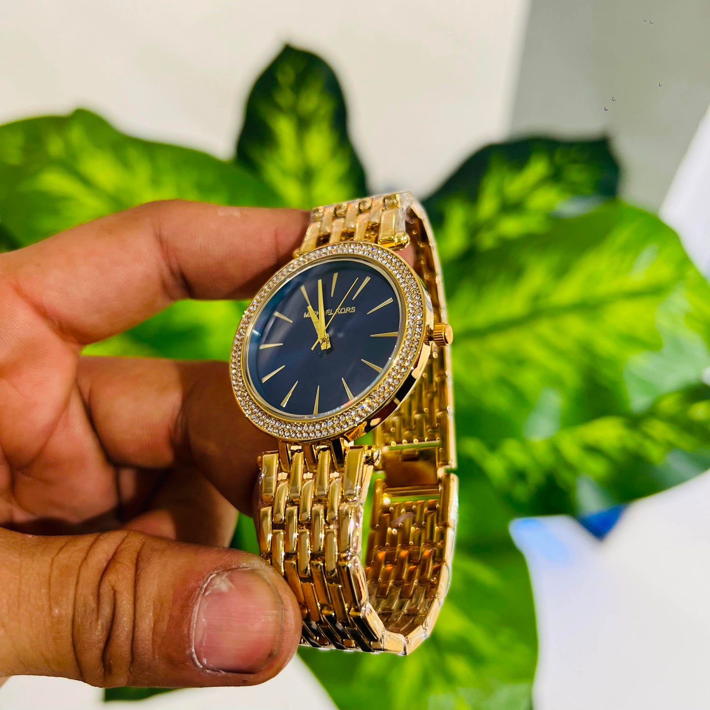 Girls watch gold blue