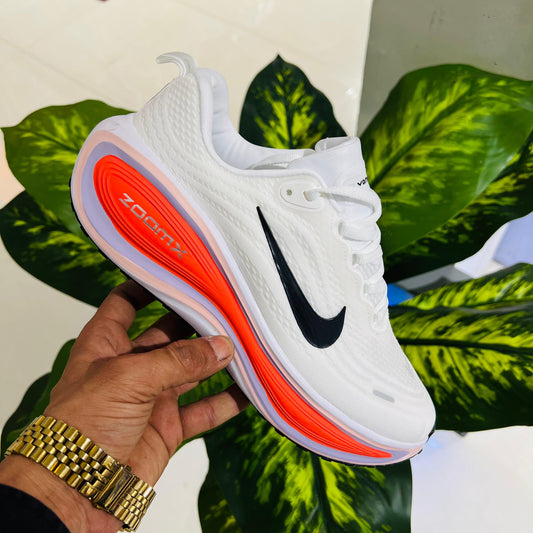 Shoes nike vomeo plus white orange sole