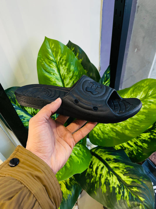 Slippers under armour all black unibody