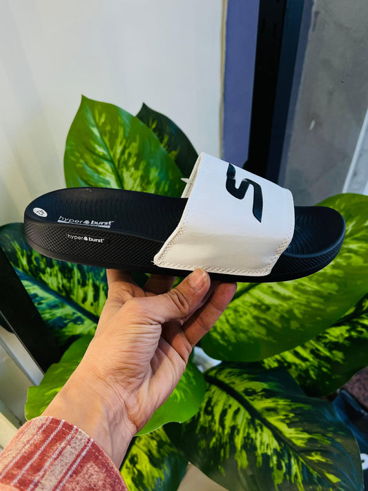 Slippers skecher black white