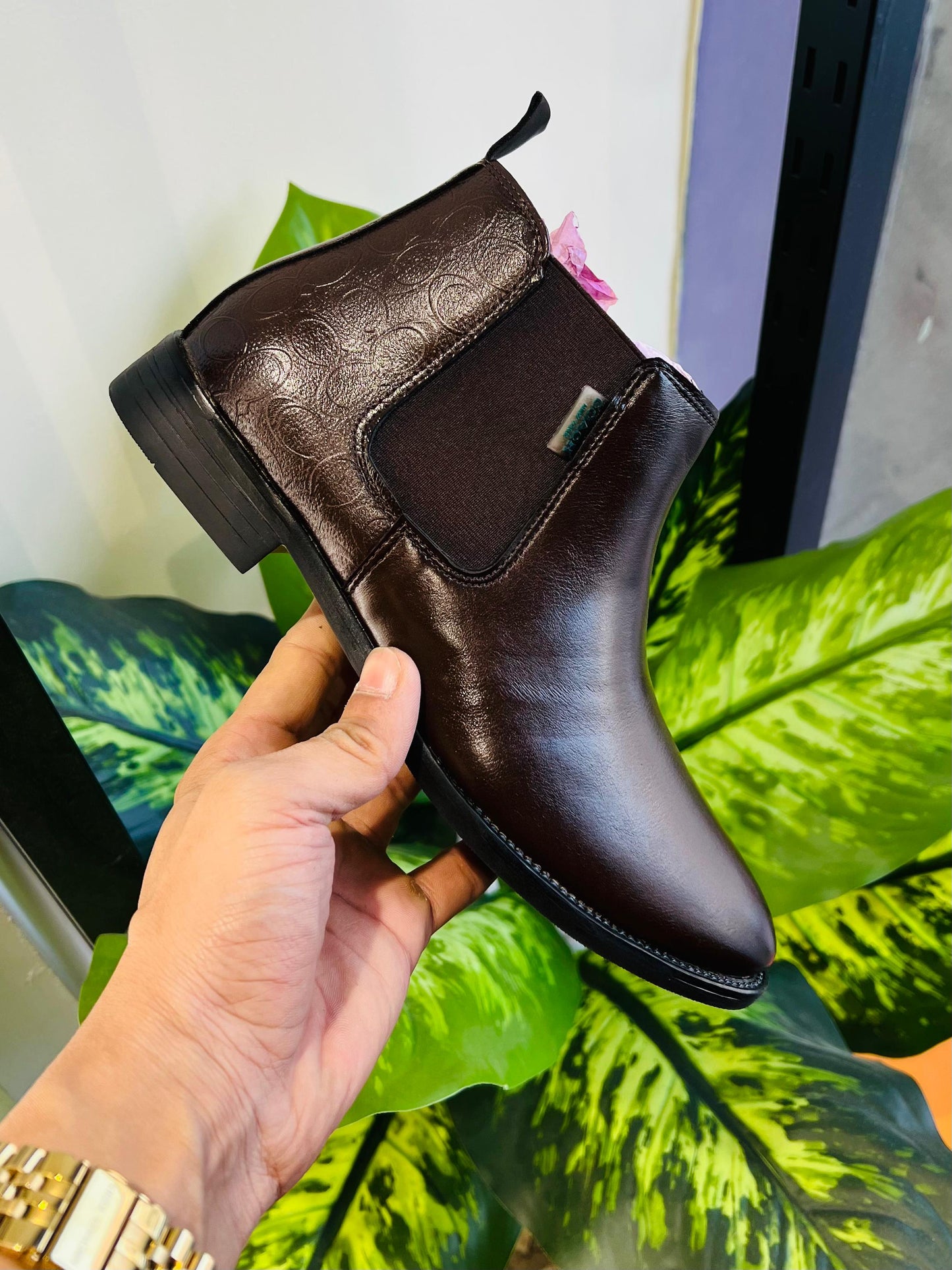 Formal chelsea coach brown