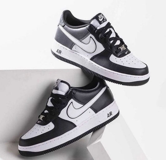 Shoes nike airforce 1 panda black and white