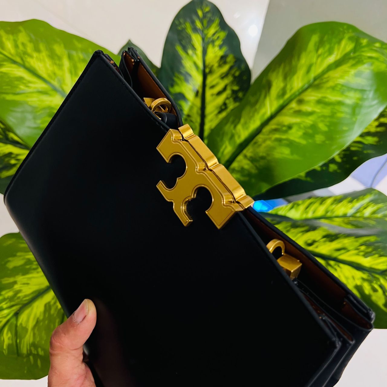 Ladies bag tory burch