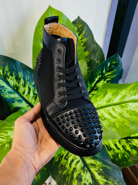 Shoes christian louboutin red botton red sole spike