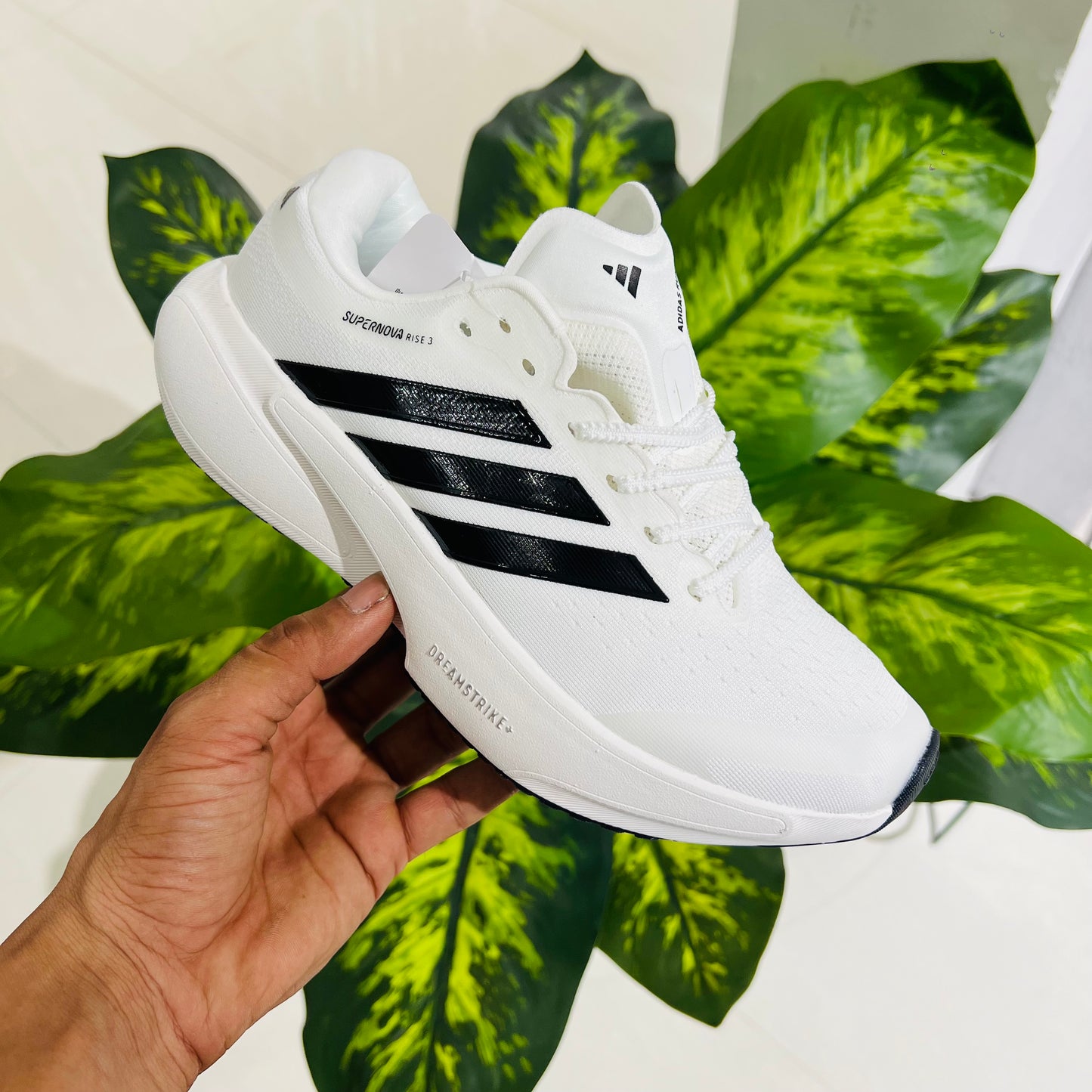 Shoes adidas running white