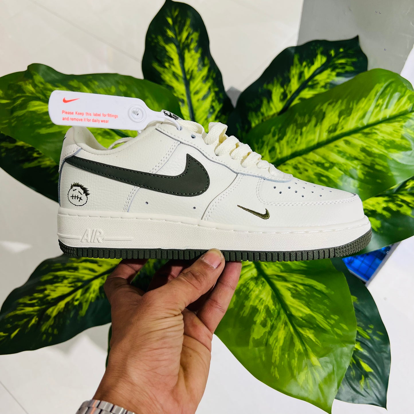 Shoes nike airforce 1 cream olive swoosh