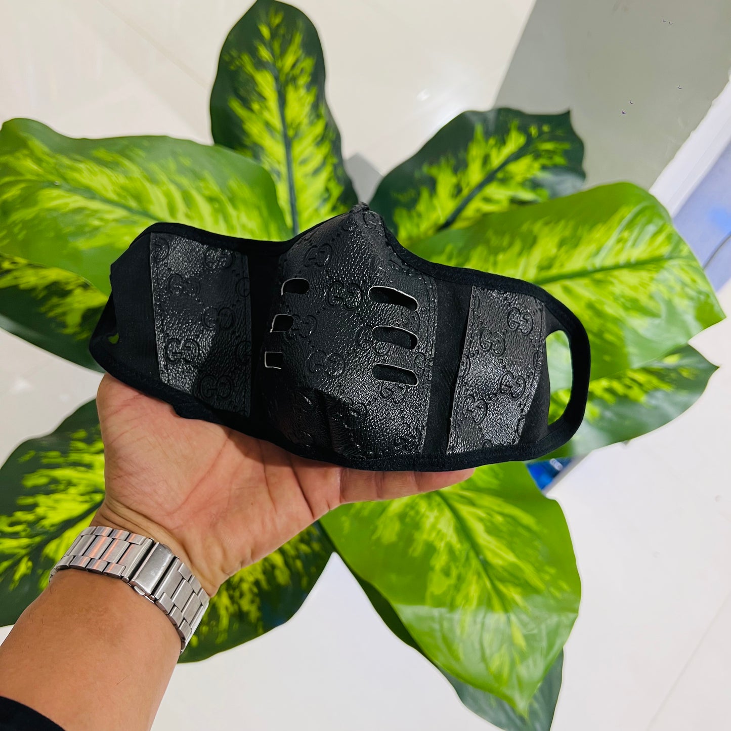 Face mask gucci black premium