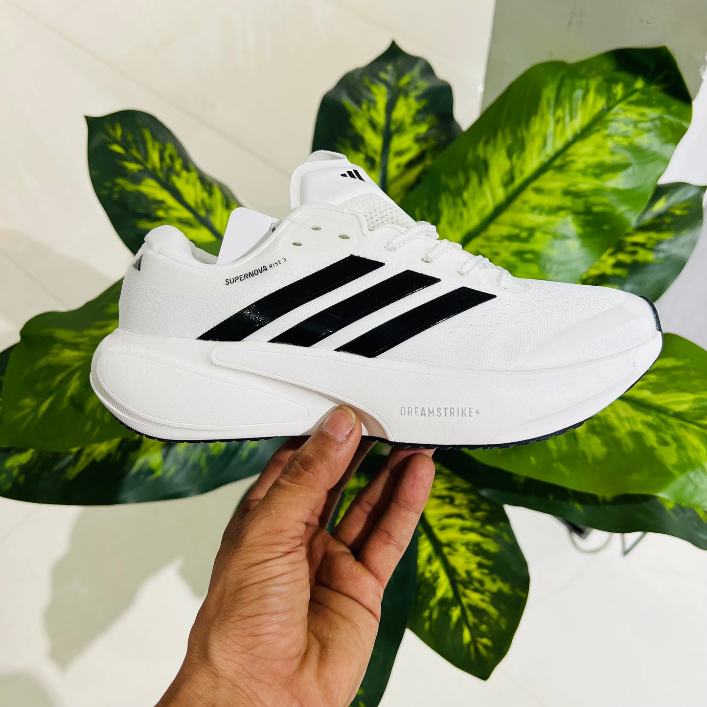 Shoes adidas running white