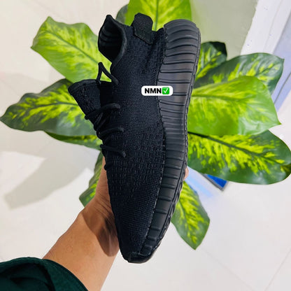 Shoes adidas yeezy 350 black