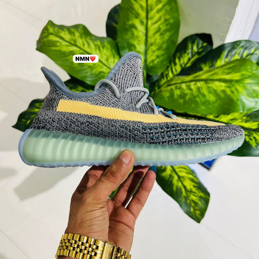 Shoes Adidas yeezy 350 grey green