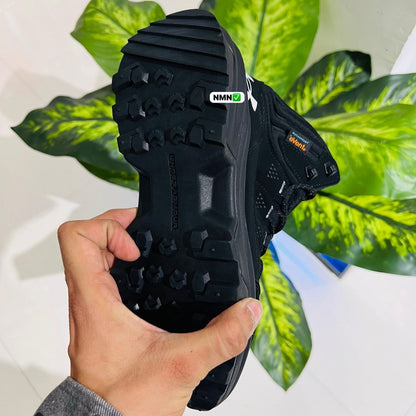 Shoes under armour high black