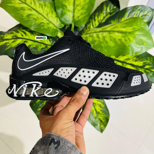 Shoes nike air black white