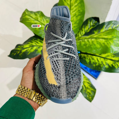 Shoes Adidas yeezy 350 grey green