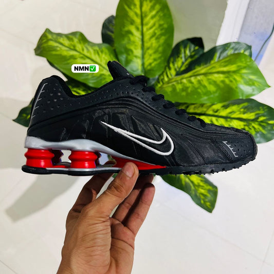 Shoes nike shox black red grey