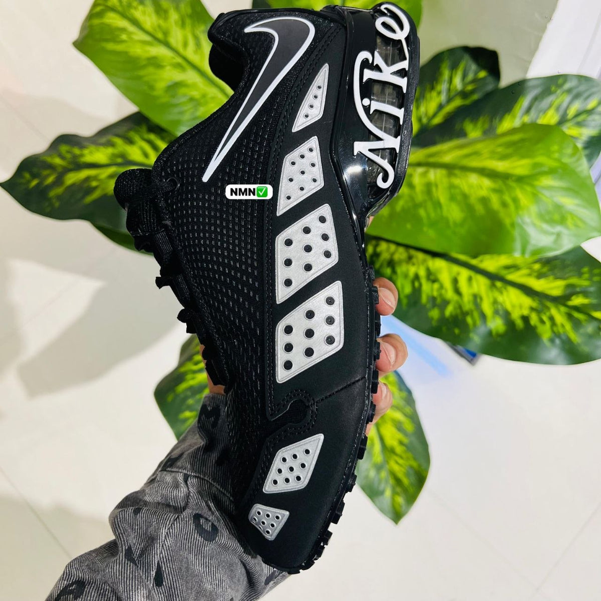 Shoes nike air black white