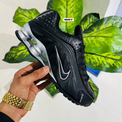 Shoes Nike shox black