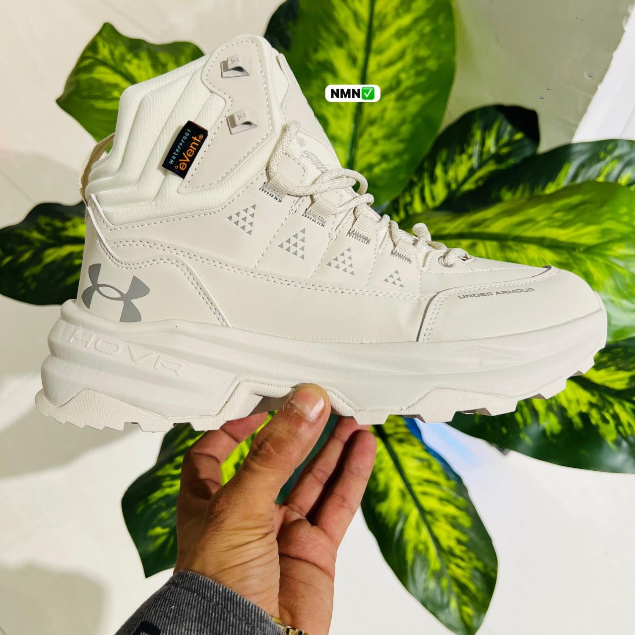 Shoes under armour high british white