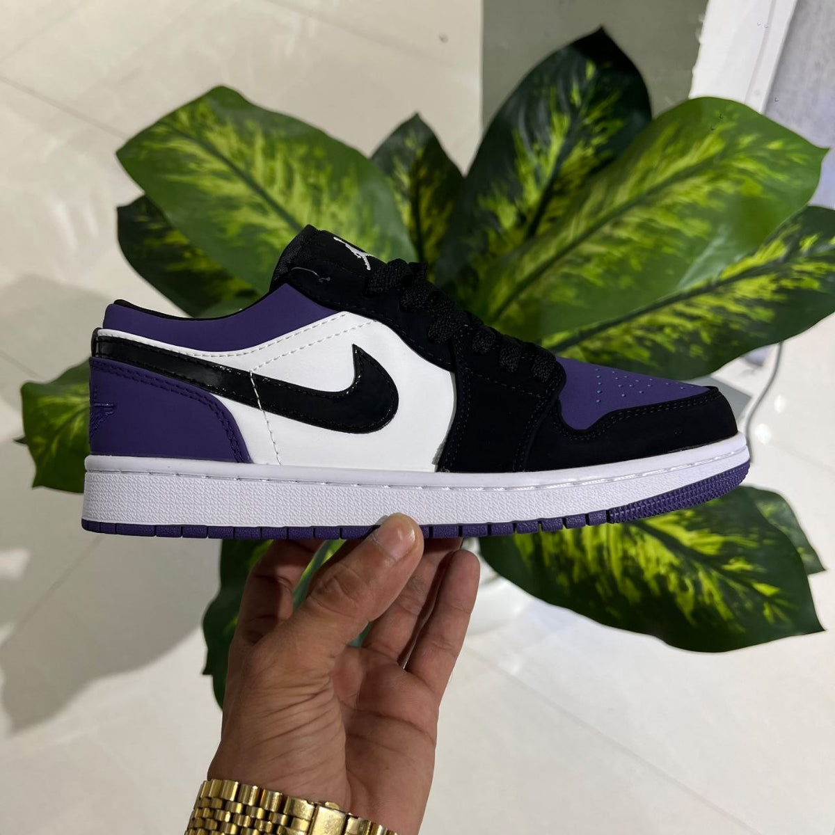 Shoes nike air jordan 1 low purple black