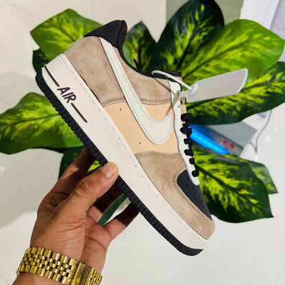 Shoes nike airforce 1 low suede leather black light brown