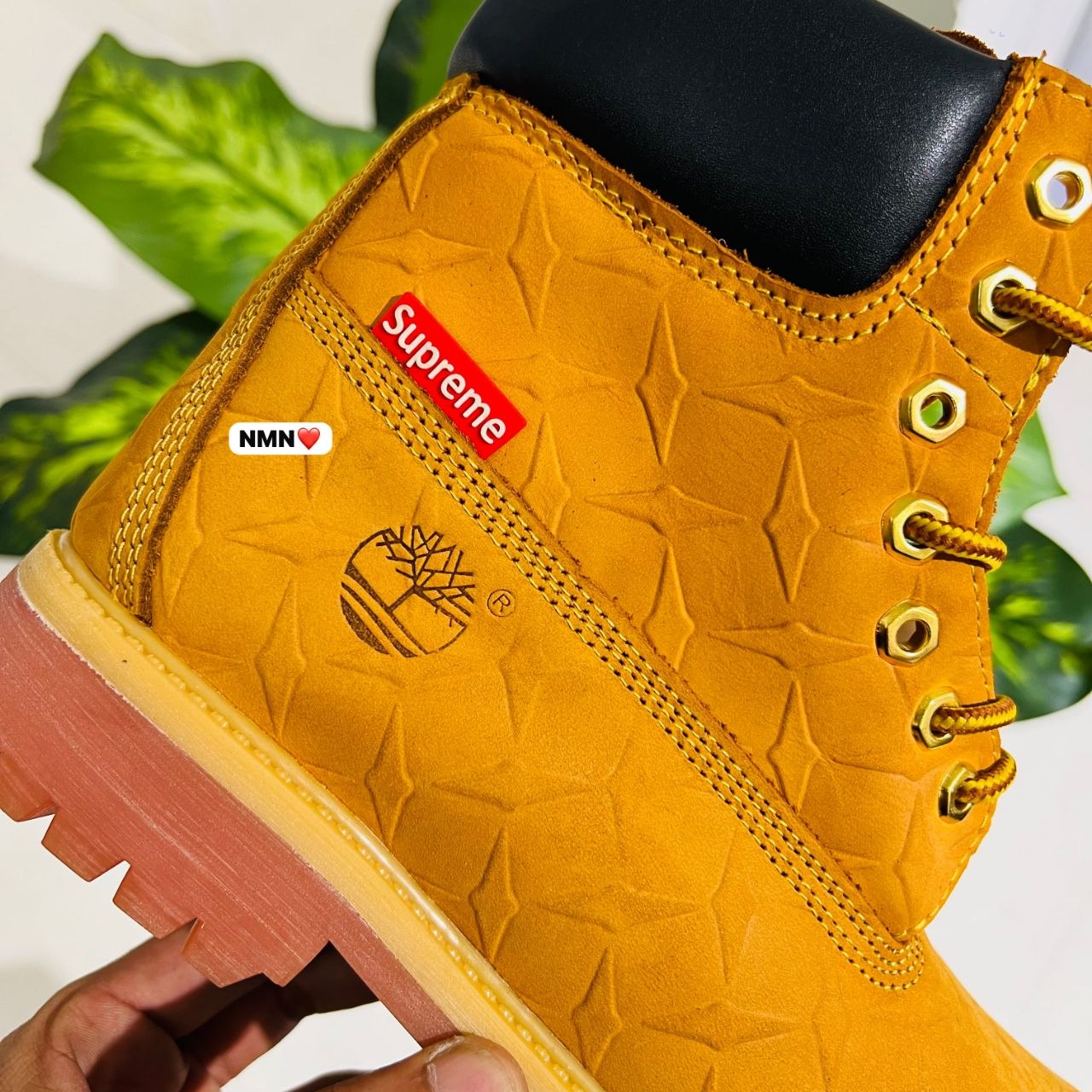 Shoes Timberland x supreme tan