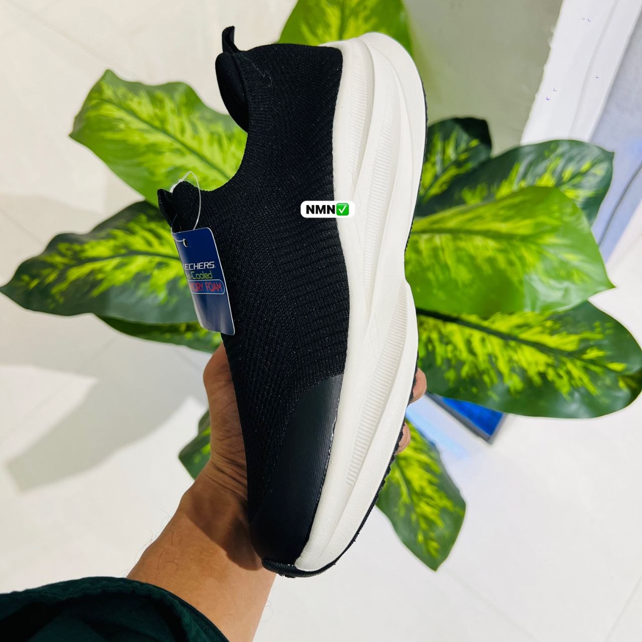 Shoes skechers hyper brustice carbon infused black white