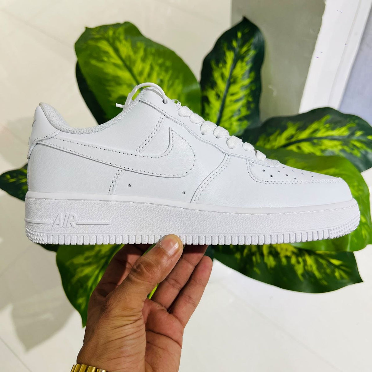 Shoes nike airforce 1 tripple white NMN11