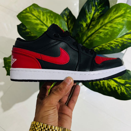 Shoes nike air jordan 1 low black red
