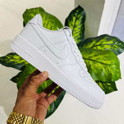 Shoes nike airforce 1 tripple white NMN11