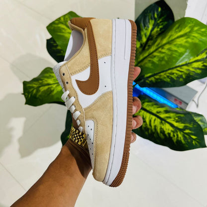 Shoes nike airforce 1 low cream brown