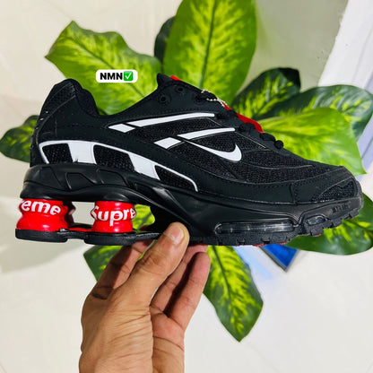 Shoes nike shox x supreme black white red