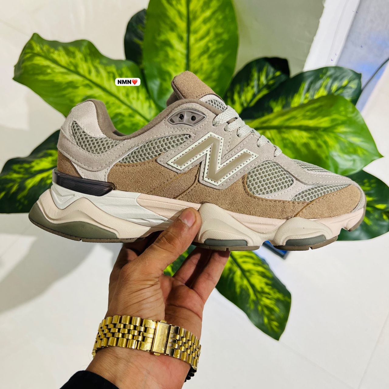 Shoes New balance 9060 brown